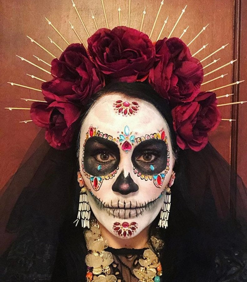 Máscara dia de los muertos personalizada para Claudia Smith Máscara del Día de la muerte Cultura Mexicana Máscara mexicana Modelo original Máscaras venecianas