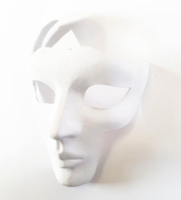 Máscaras en blanco en papel estilo veneciano Para decoraciones Blanco estilo italiano