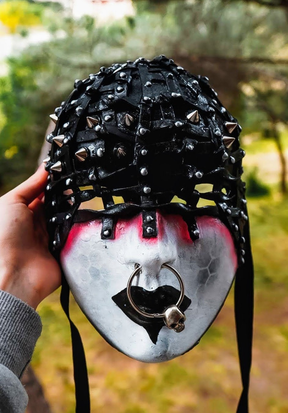 Máscara lista - Cernobite máscara facial completa estilo veneciano con tachuelas