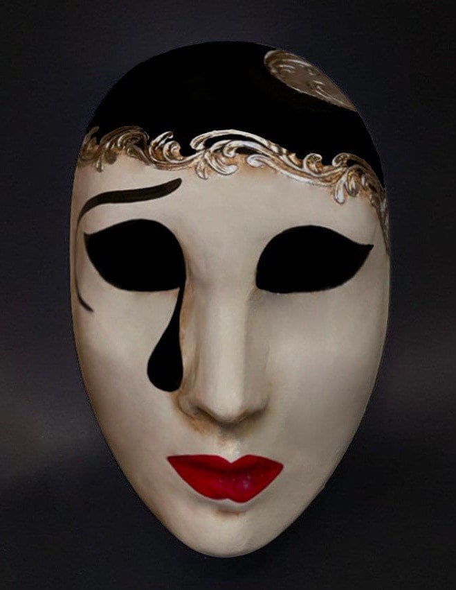 Máscara Pierrot original hecha a mano en Italia.