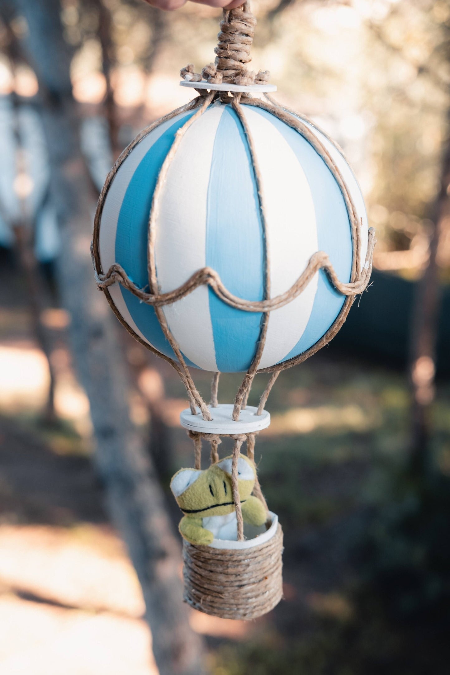 Hot air balloon Hand made in Italy in Paper Mache, Gold Leaf For decorations - Home Decor For Tracy