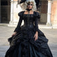 Exquisito disfraz veneciano negro: ¡Vestido elegante para mascaradas, carnavales y eventos venecianos con adornos dorados!